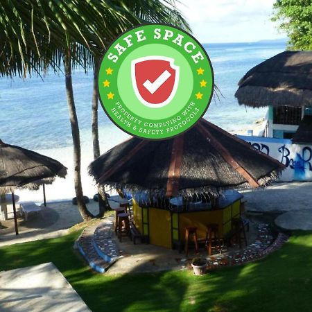 Reddoorz Premium @ Flower Beach Anda Anda  Exterior photo