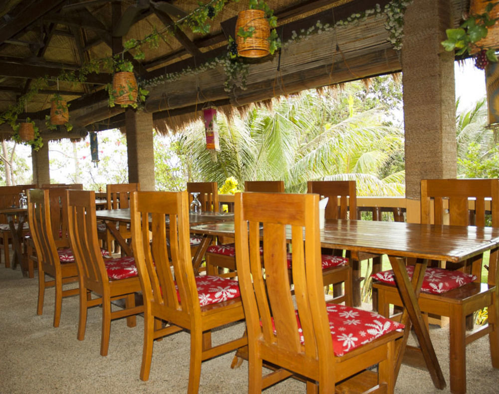 Reddoorz Premium @ Flower Beach Anda Anda  Exterior photo